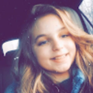 Meet your Posher, Lexie